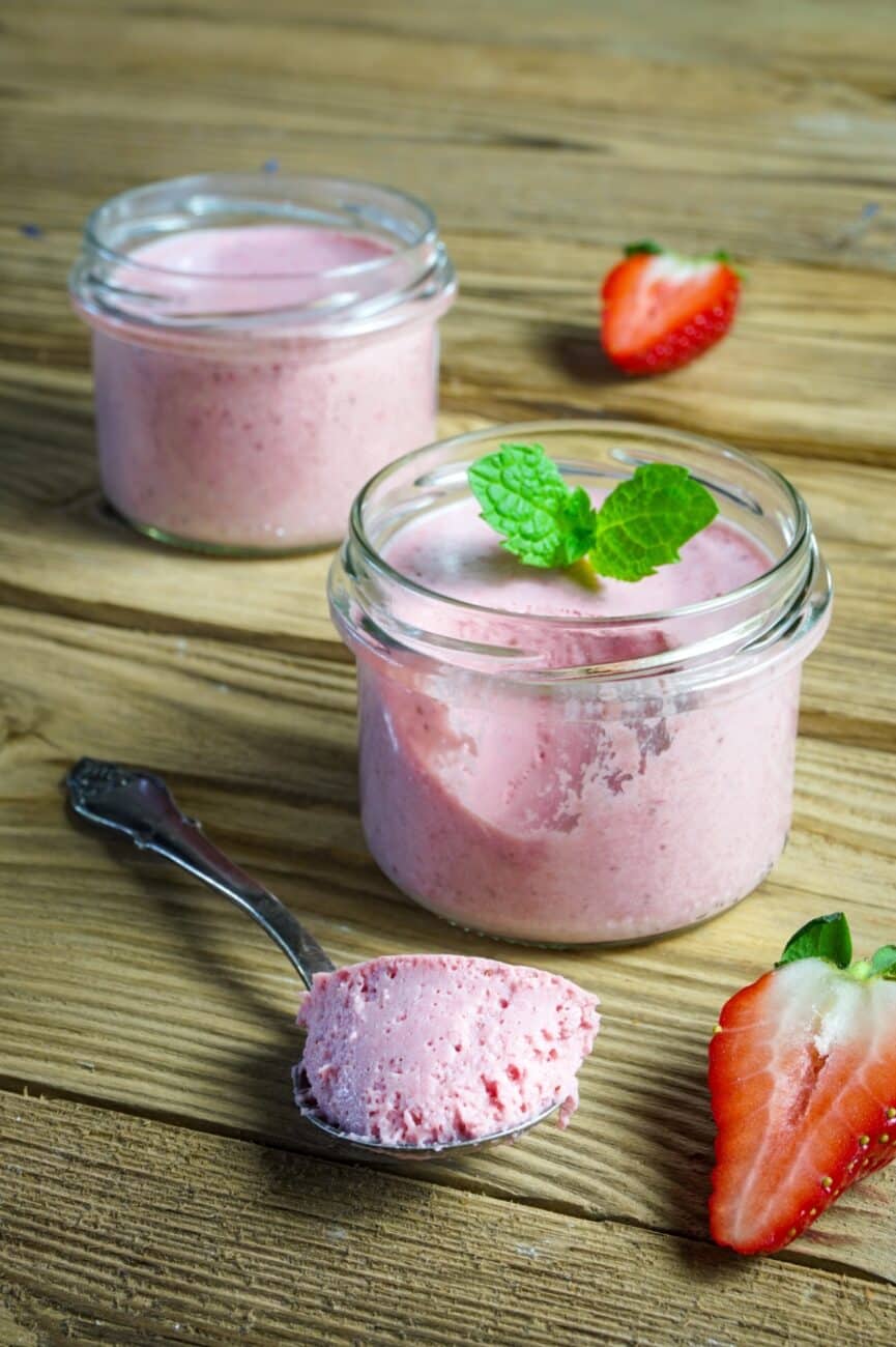Mus truskawkowy bez cukru – KETO deser w słoiczkach 🍓