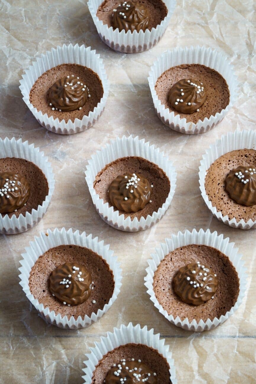 Szybkie makaroniki czekoladowe – KETO, bez cukru 🍫
